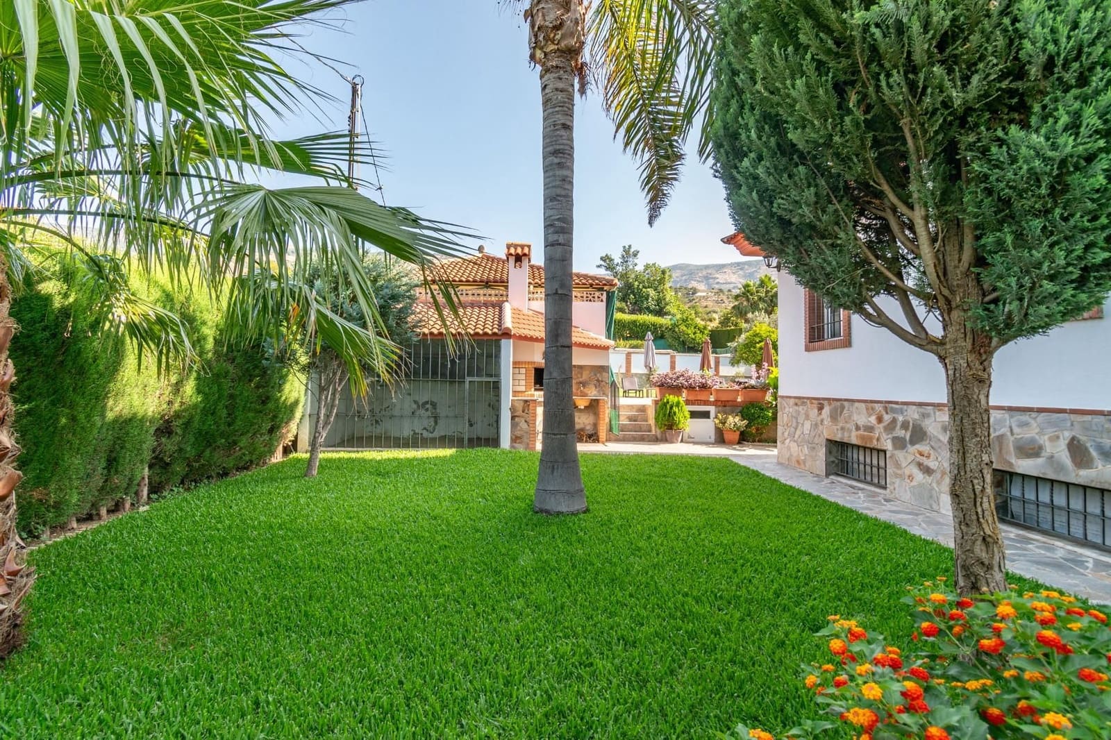 5 soveværelse Finca/Landehus til salg i Orgiva med swimmingpool garage - € 580.000 (Ref: 9534329)