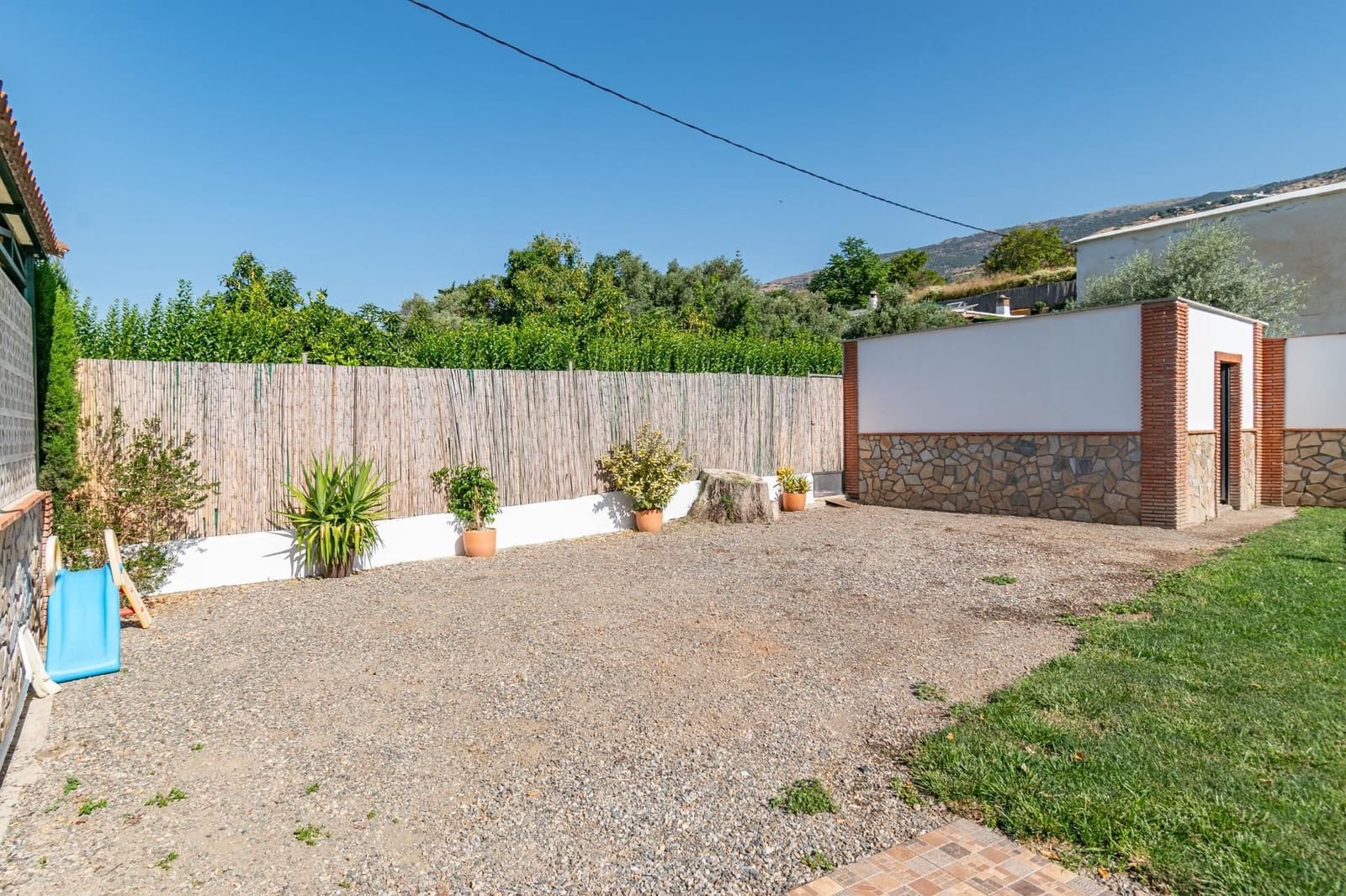 5 soveværelse Finca/Landehus til salg i Orgiva med swimmingpool garage - € 580.000 (Ref: 9534329)