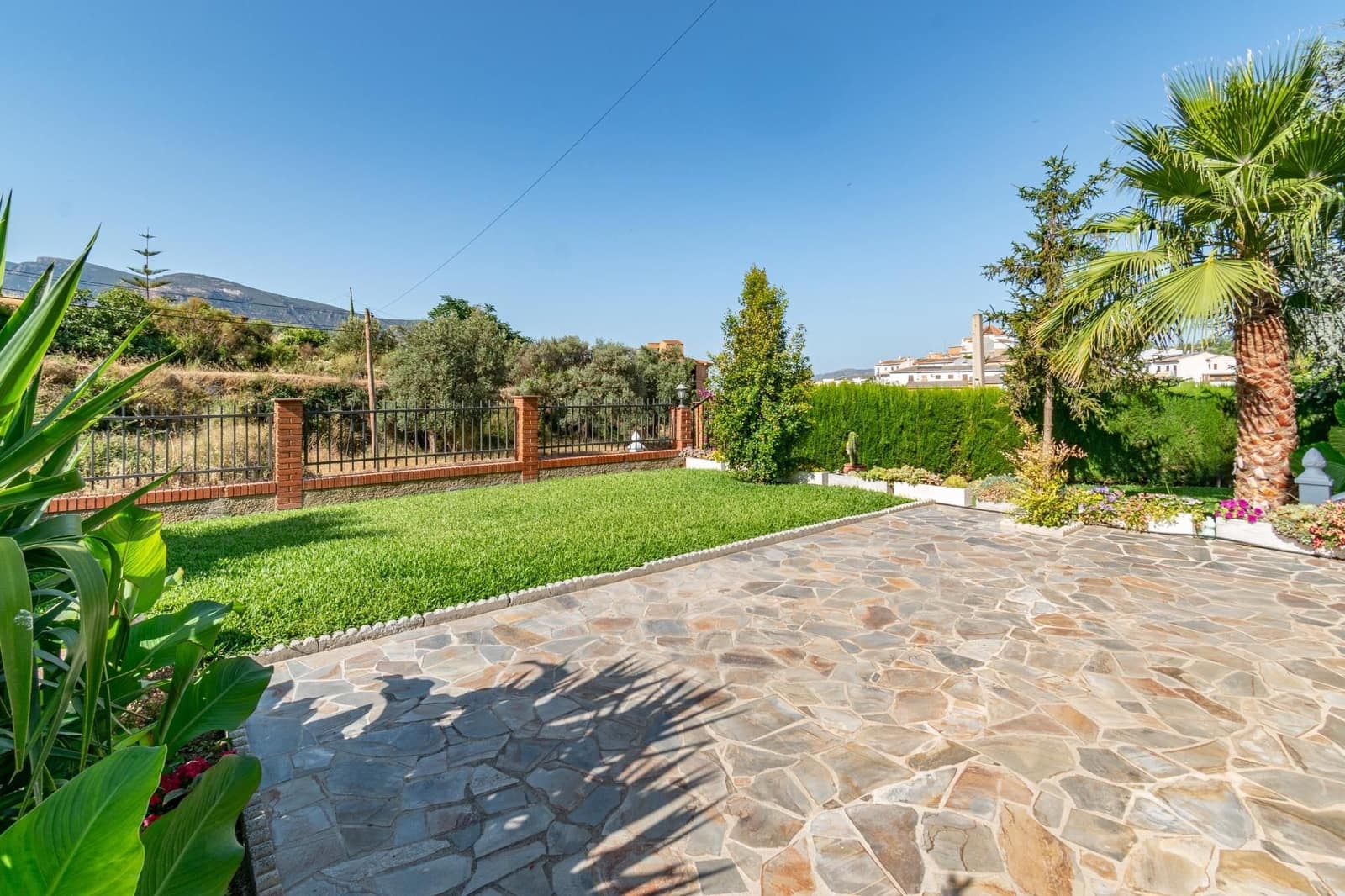 5 soveværelse Finca/Landehus til salg i Orgiva med swimmingpool garage - € 580.000 (Ref: 9534329)