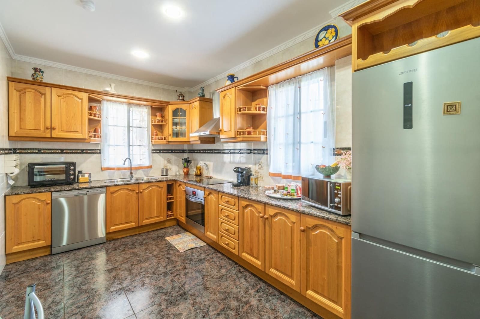 5 soveværelse Finca/Landehus til salg i Orgiva med swimmingpool garage - € 580.000 (Ref: 9534329)