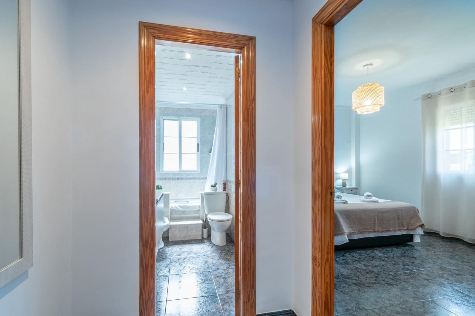 5 soveværelse Finca/Landehus til salg i Orgiva med swimmingpool garage - € 580.000 (Ref: 9534329)