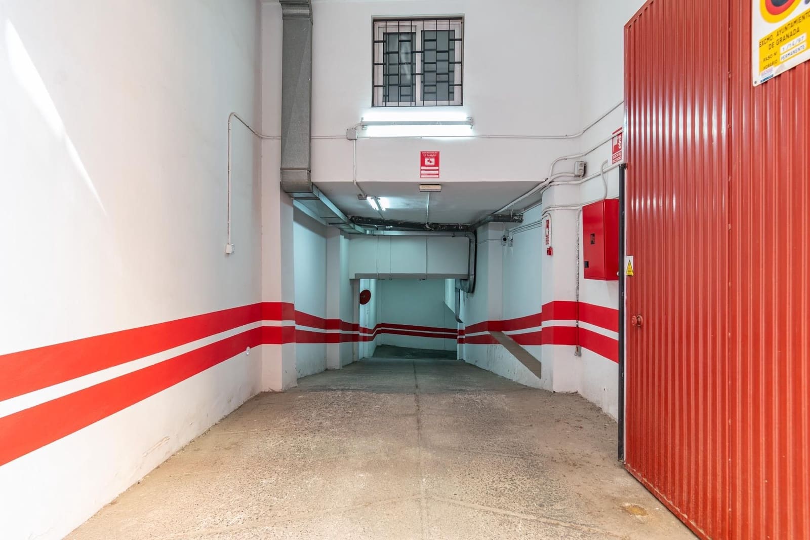 Garage te koop in Granada stad - € 25.000 (Ref: 9534331)