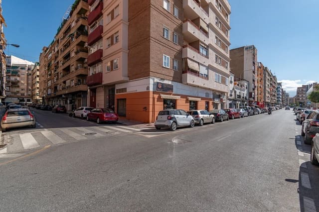 Garage te koop in Camino de Ronda - Rosaleda, Granada stad - € 25.000 (Ref: 9534331)