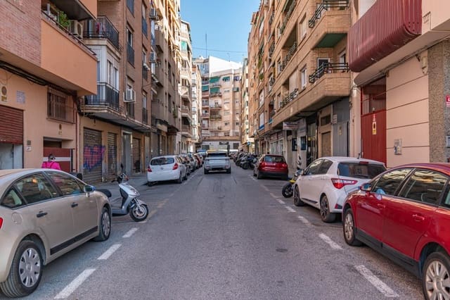 Garage te koop in Camino de Ronda - Rosaleda, Granada stad - € 25.000 (Ref: 9534331)