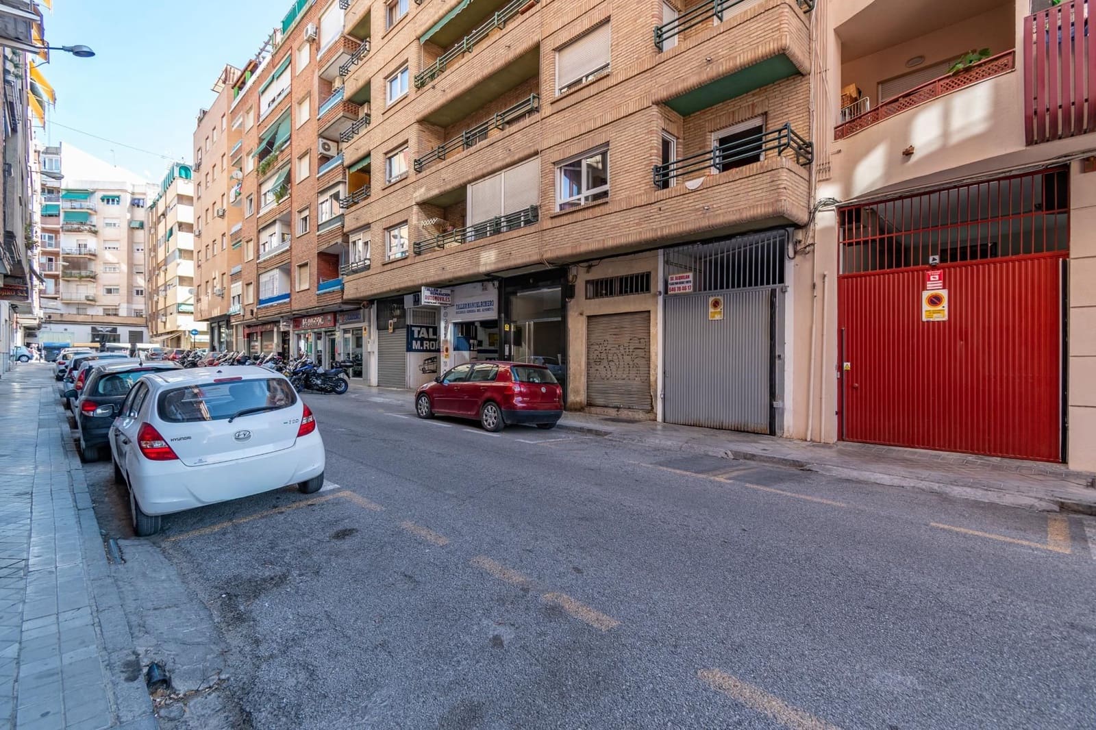 Garage te koop in Granada stad - € 25.000 (Ref: 9534331)