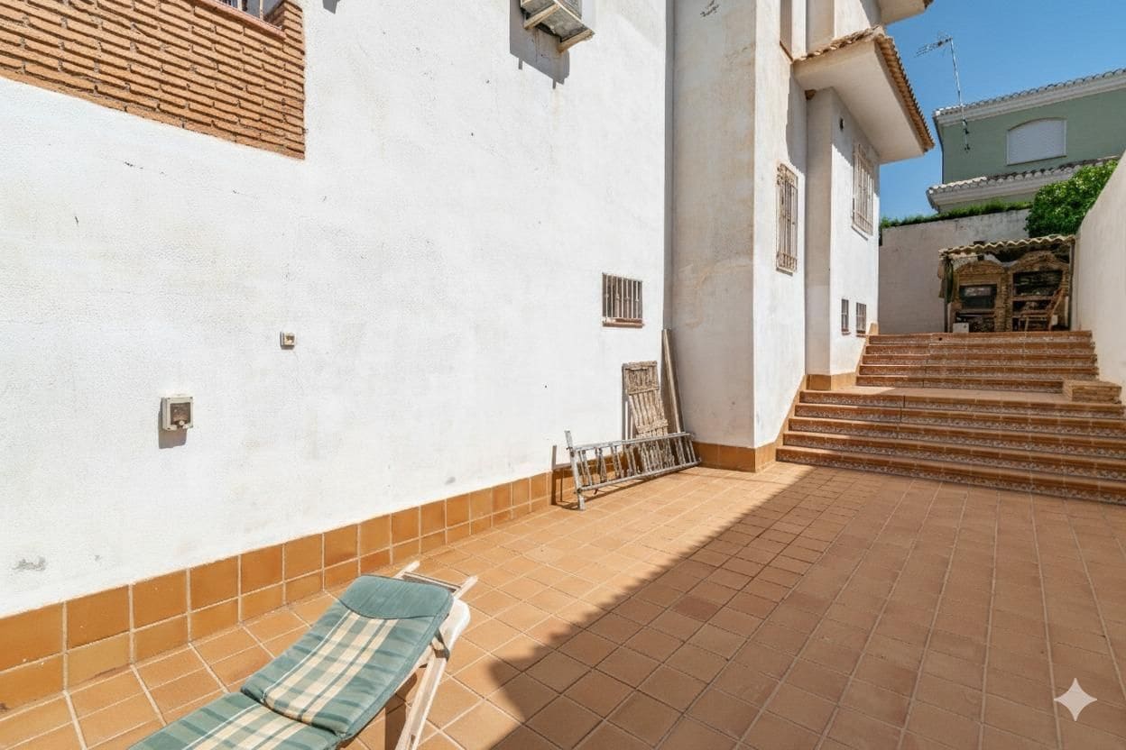 4 Zimmer Villa zu verkaufen in Otura mit Pool Garage - 398.000 € (Ref: 9534332)