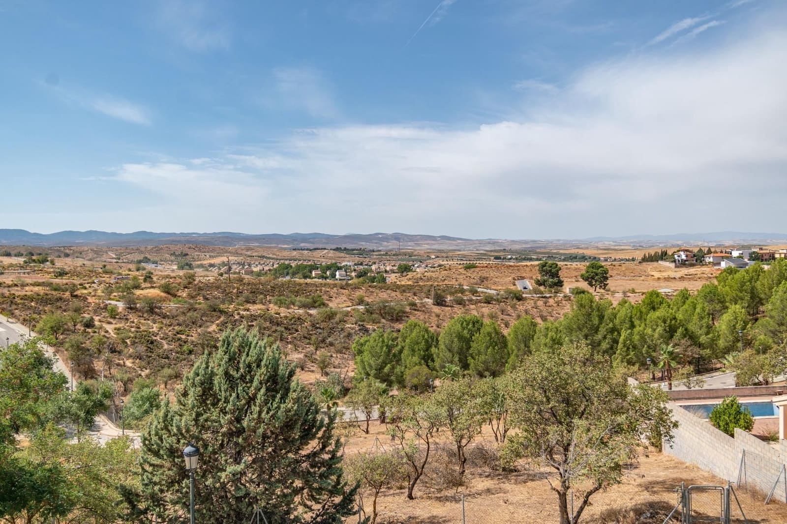 4 Zimmer Villa zu verkaufen in Otura mit Pool Garage - 398.000 € (Ref: 9534332)