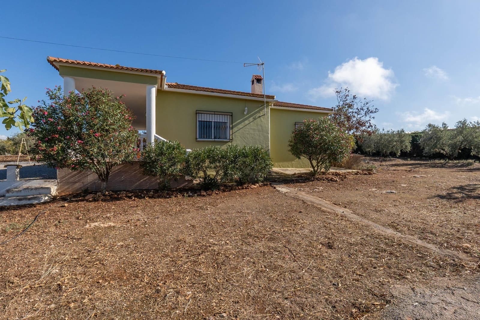 2 soveværelse Finca/Landehus til salg i Moraleda de Zafayona med garage - € 199.900 (Ref: 9534333)