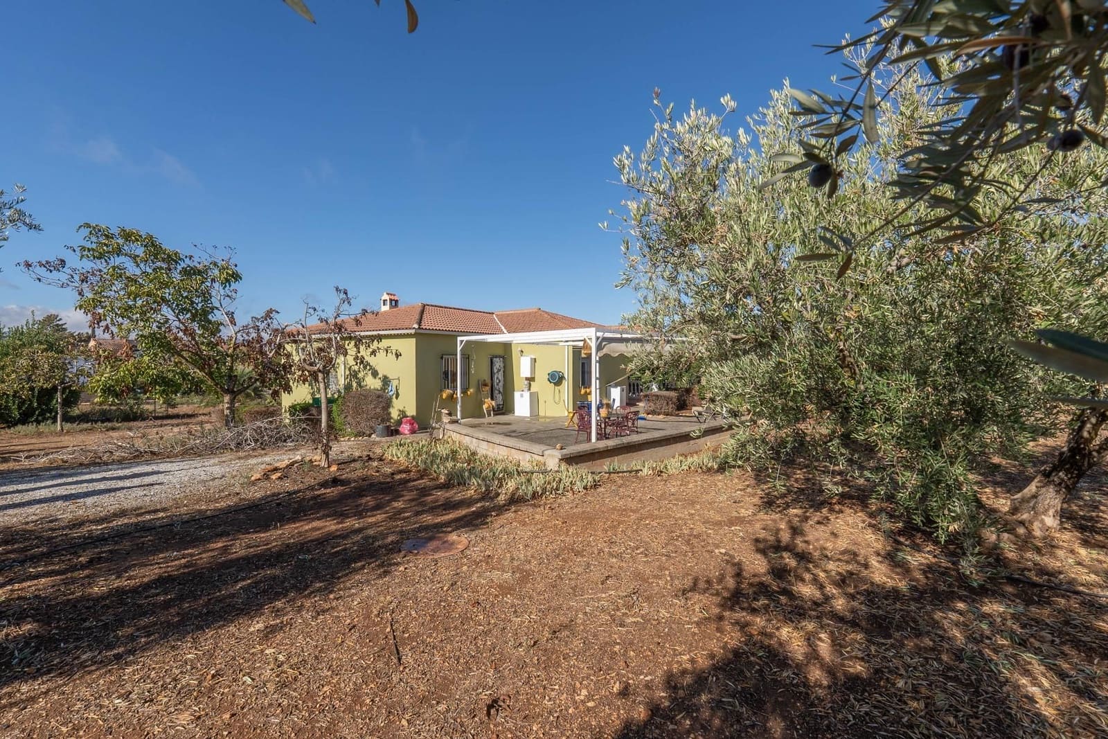 2 soveværelse Finca/Landehus til salg i Moraleda de Zafayona med garage - € 199.900 (Ref: 9534333)