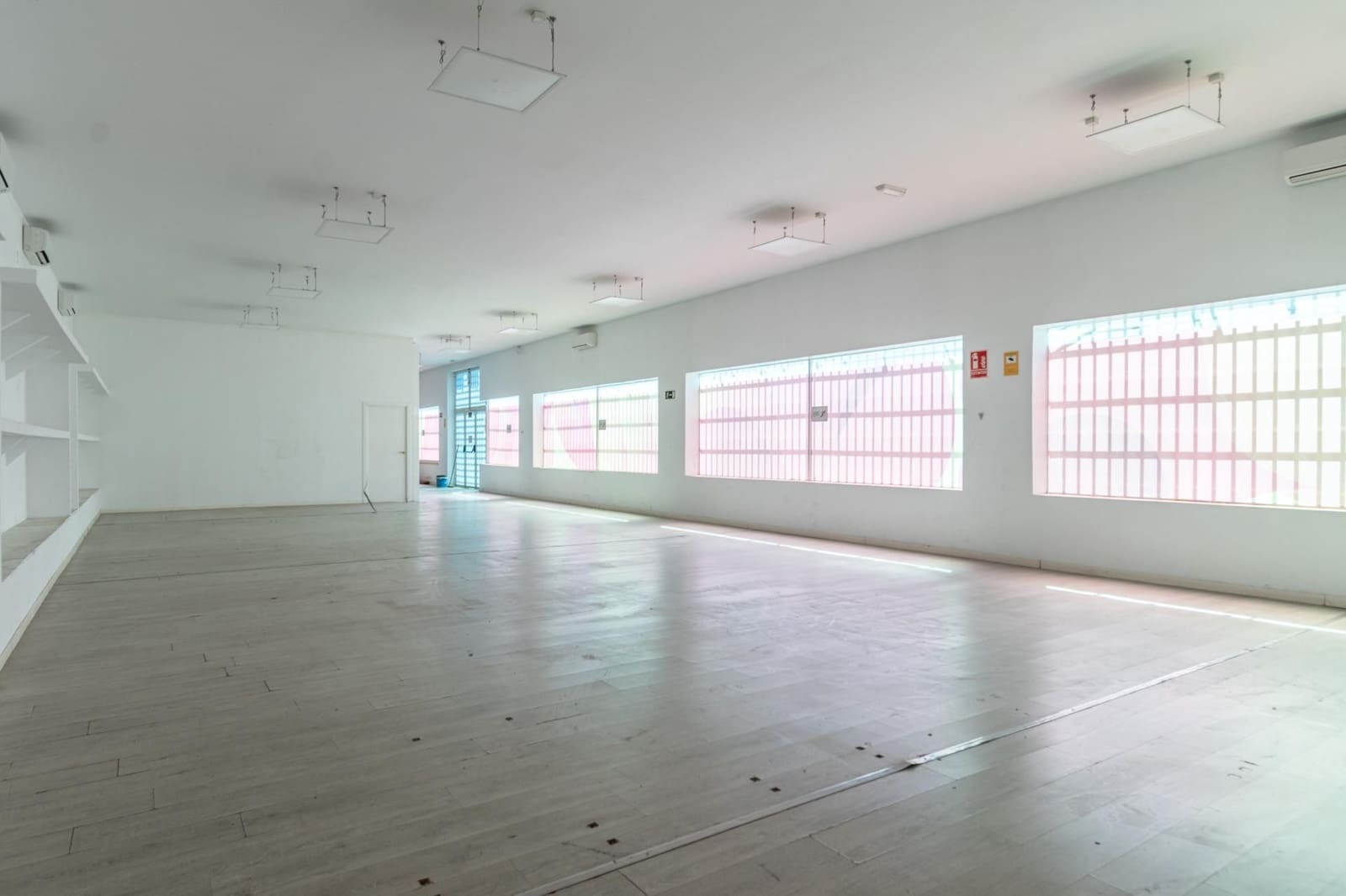 Local Commercial à vendre à Pulianas - 1 200 000 € (Ref: 9534335)