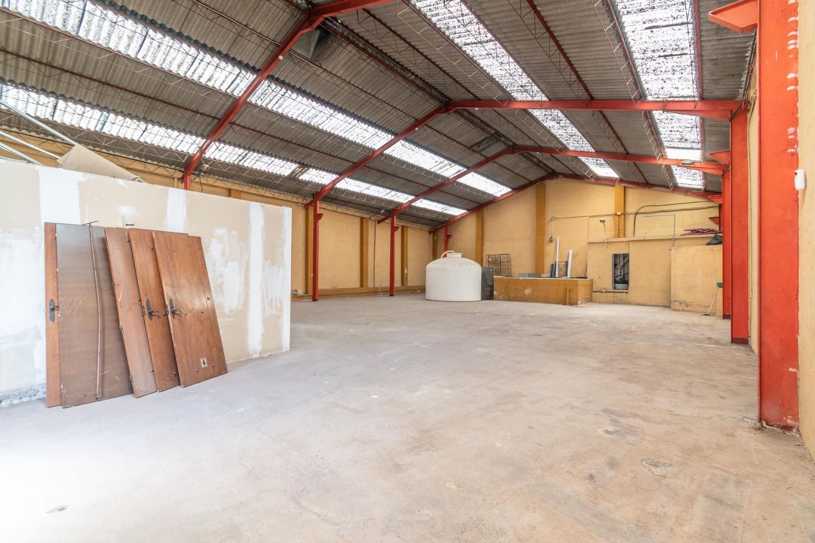 Local Commercial à vendre à Pulianas - 1 200 000 € (Ref: 9534335)