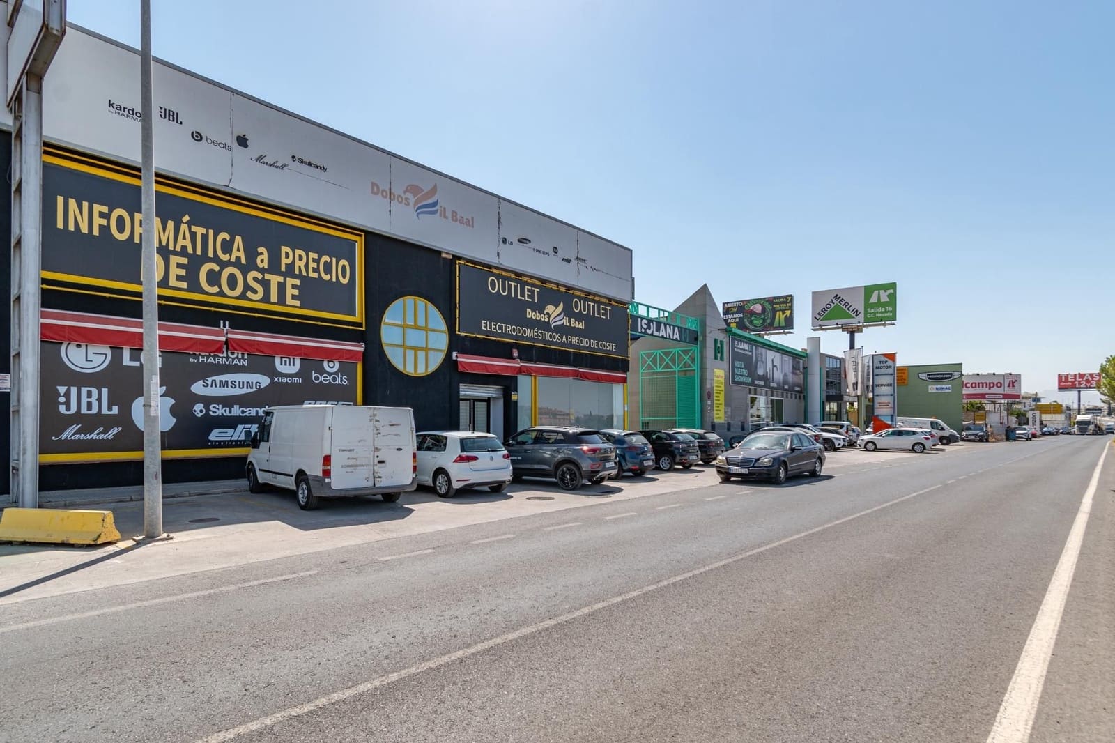 Commercial for sale in Pulianas - € 1,200,000 (Ref: 9534335)