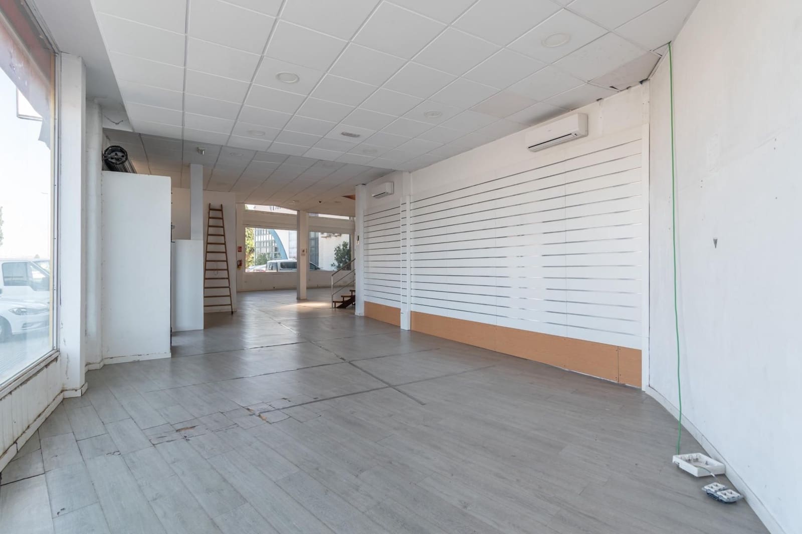 Commercial for sale in Pulianas - € 1,200,000 (Ref: 9534335)