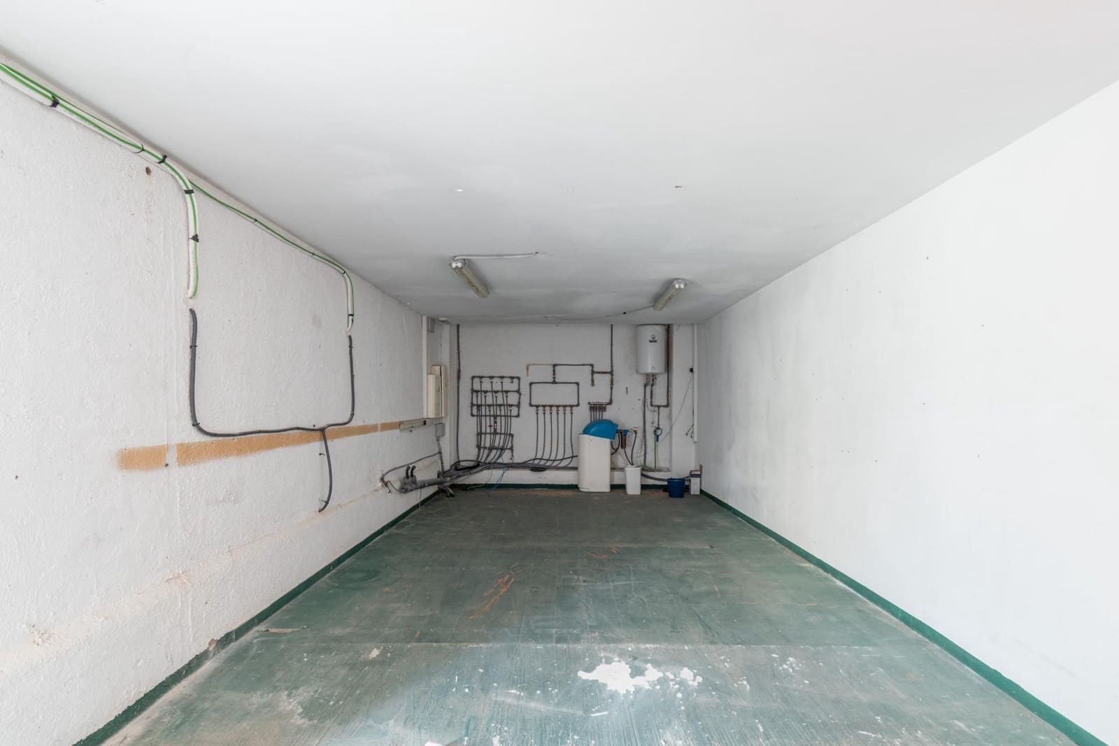 Commercial for sale in Pulianas - € 1,200,000 (Ref: 9534335)