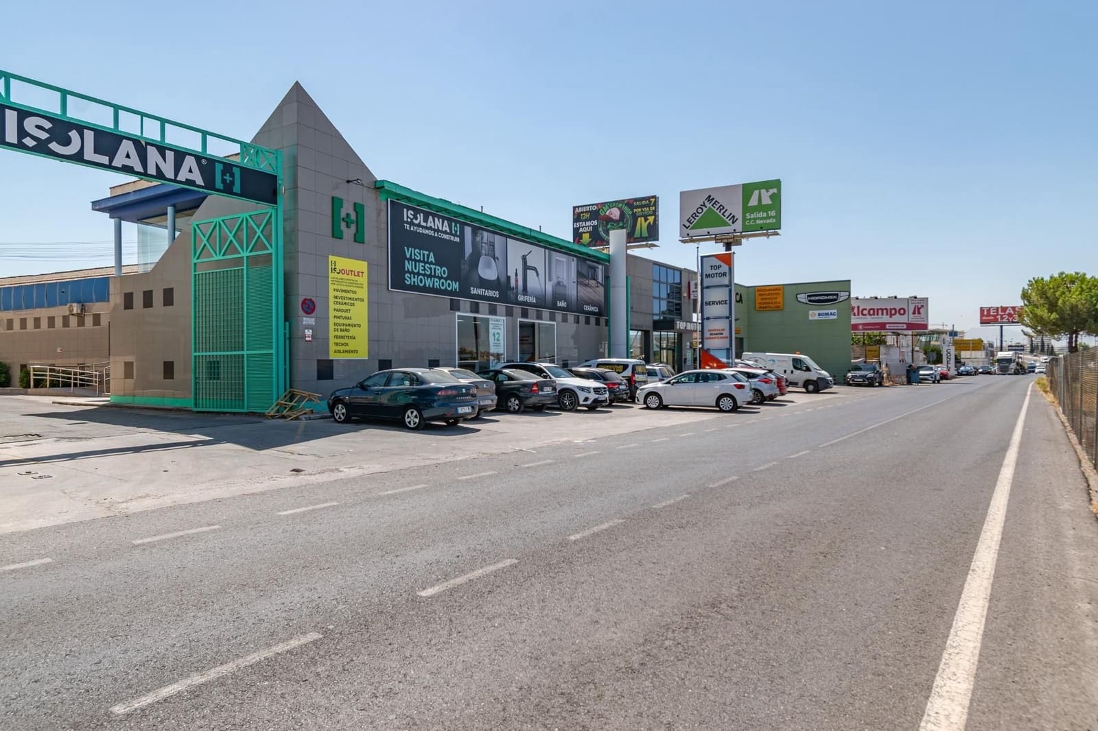 Commercial for sale in Pulianas - € 1,200,000 (Ref: 9534335)