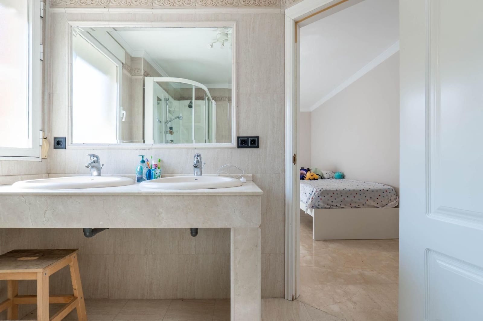 3 soveværelse Semi-Rækkehus til salg i Cajar med garage - € 379.000 (Ref: 9534336)