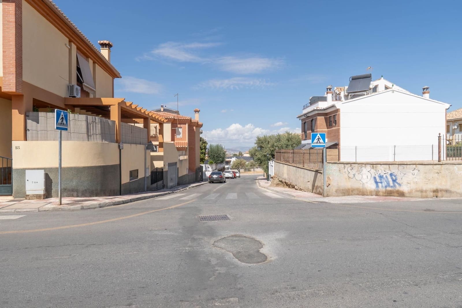 3 soveværelse Semi-Rækkehus til salg i Cajar med garage - € 379.000 (Ref: 9534336)