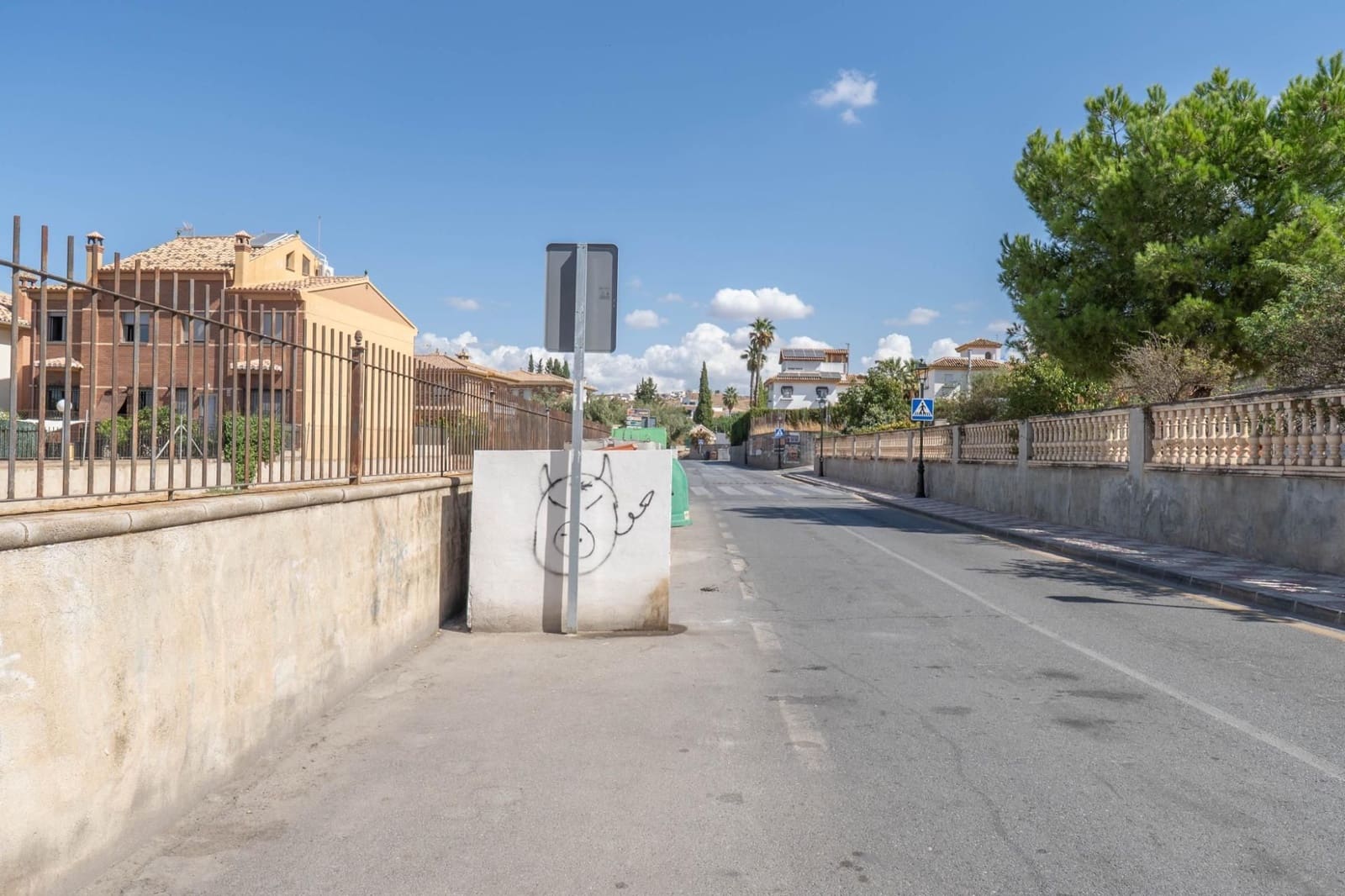 3 soveværelse Semi-Rækkehus til salg i Cajar med garage - € 379.000 (Ref: 9534336)