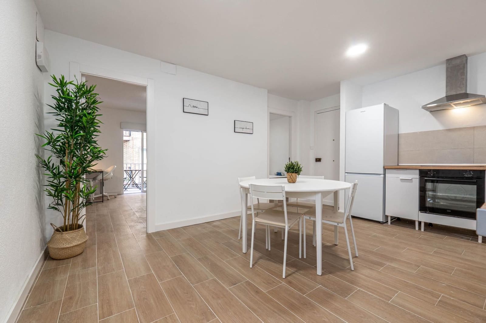 4 soveværelse Lejlighed til salg i Granada by - € 268.000 (Ref: 9534337)