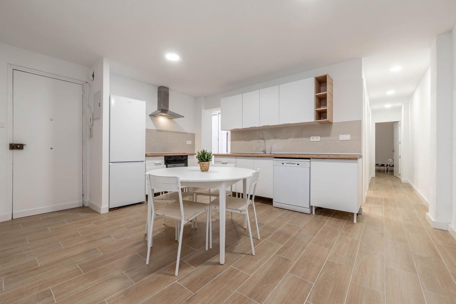 4 soveværelse Lejlighed til salg i Granada by - € 268.000 (Ref: 9534337)