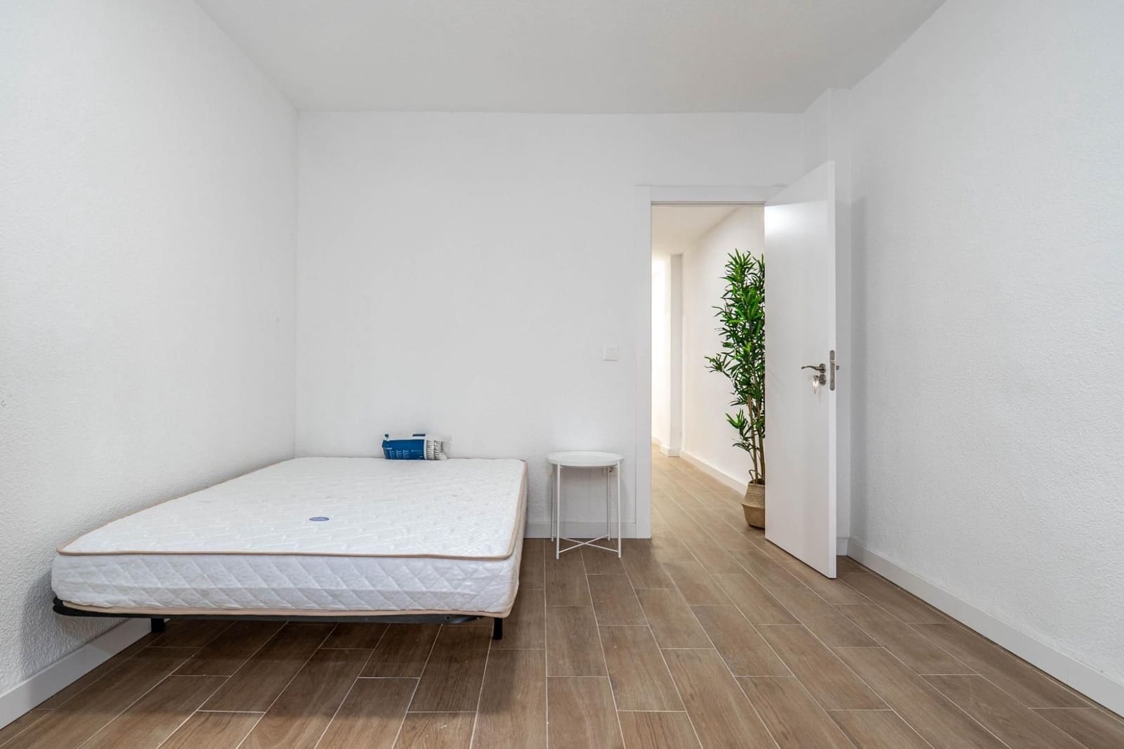 4 soveværelse Lejlighed til salg i Granada by - € 268.000 (Ref: 9534337)