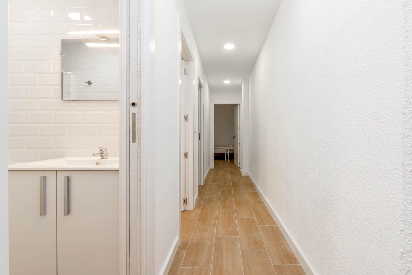 4 soveværelse Lejlighed til salg i Granada by - € 268.000 (Ref: 9534337)