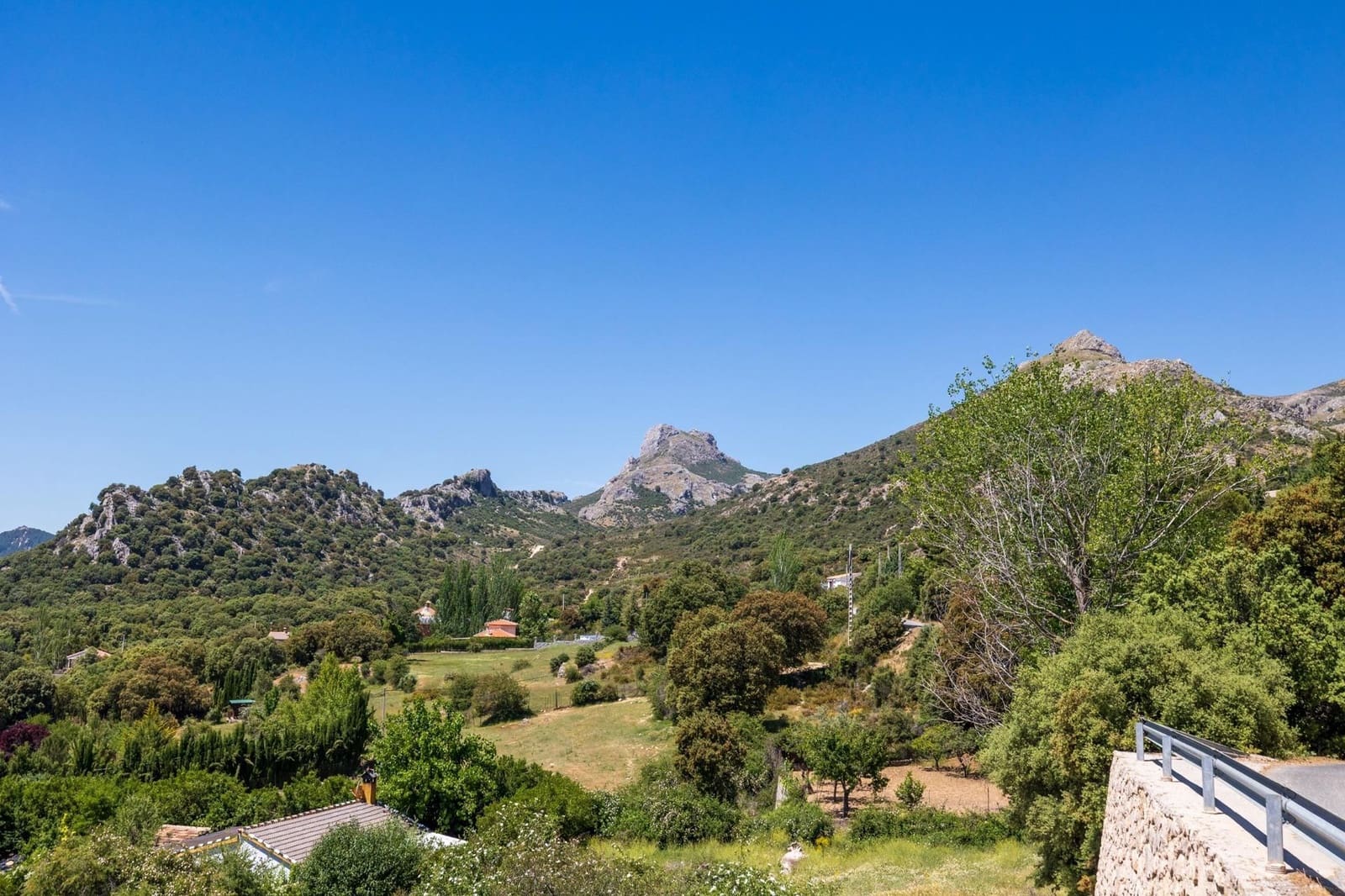 Działka budowlana na sprzedaż w Huetor Santillan - 20 000 € (Ref: 9534338)