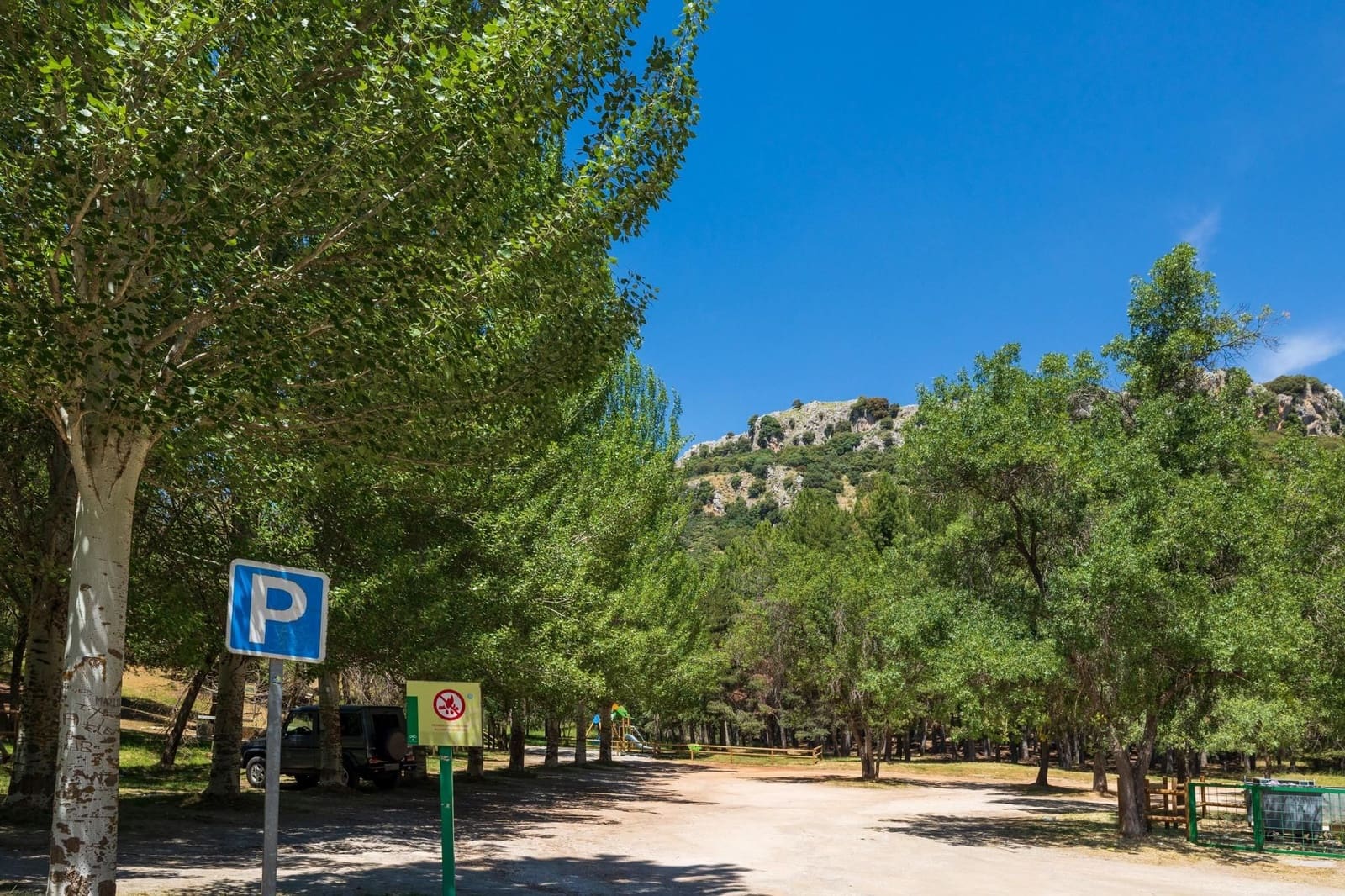 Działka budowlana na sprzedaż w Huetor Santillan - 20 000 € (Ref: 9534338)