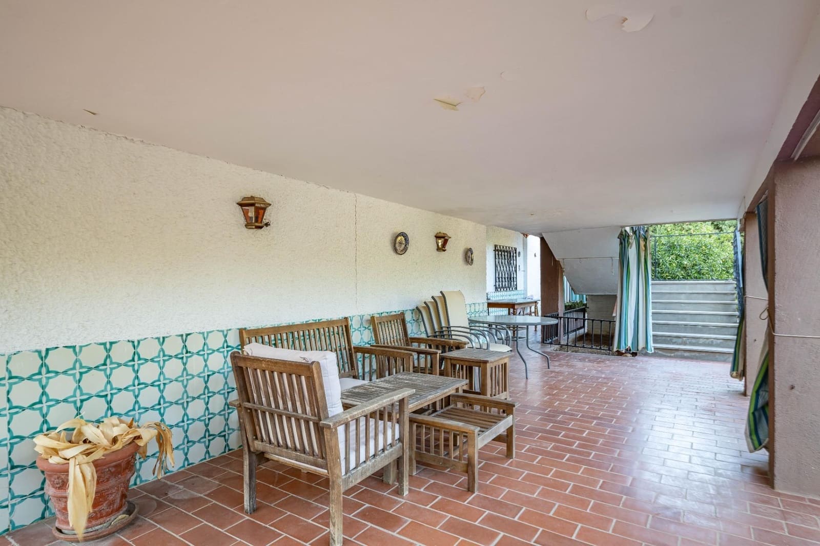 6 bedroom Villa for sale in Huetor Vega with pool garage - € 1,100,000 (Ref: 9534340)