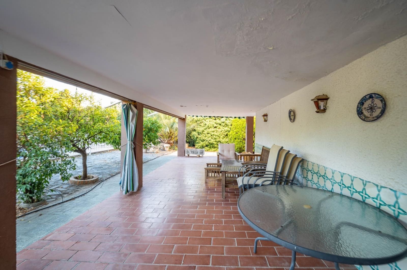 6 bedroom Villa for sale in Huetor Vega with pool garage - € 1,100,000 (Ref: 9534340)