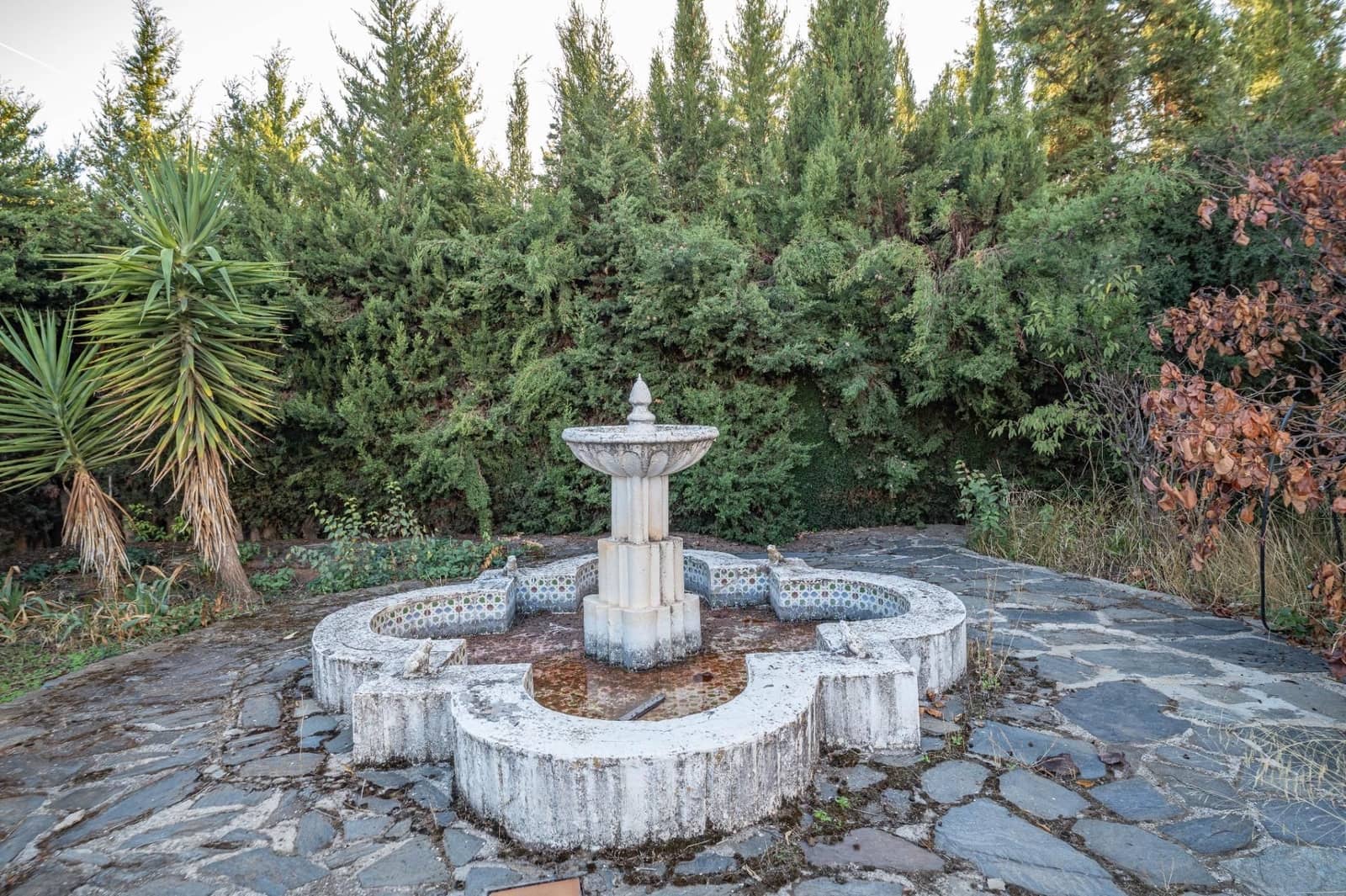 6 bedroom Villa for sale in Huetor Vega with pool garage - € 1,100,000 (Ref: 9534340)