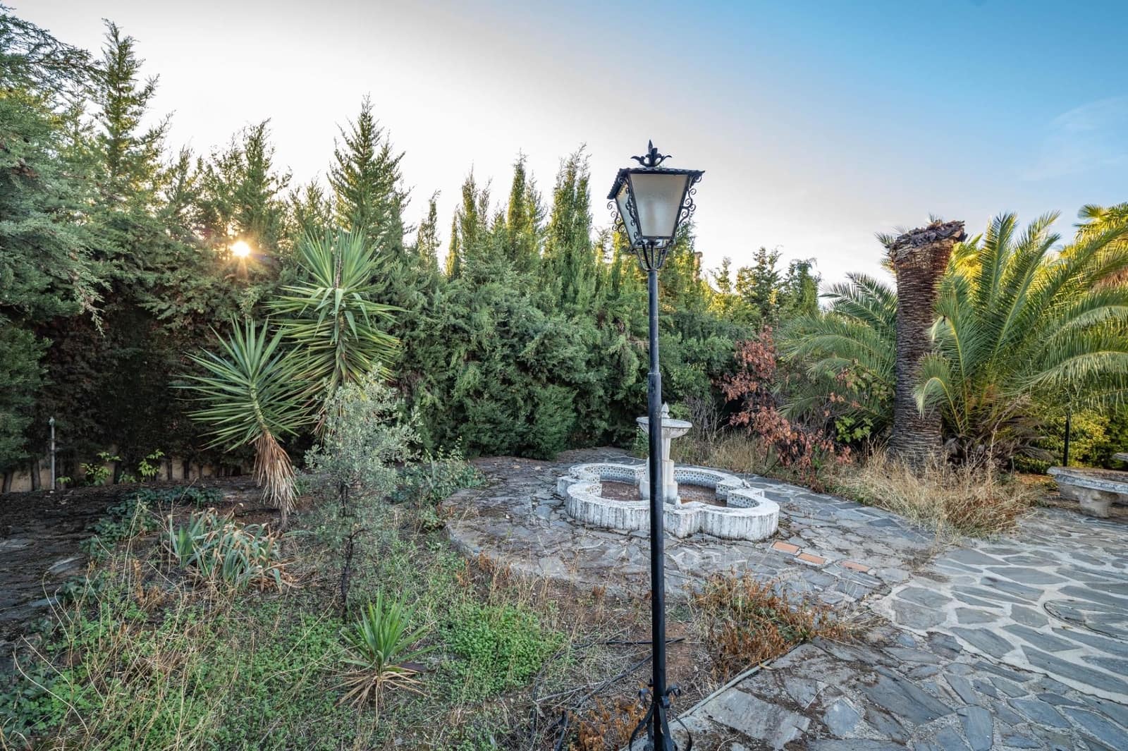 6 bedroom Villa for sale in Huetor Vega with pool garage - € 1,100,000 (Ref: 9534340)