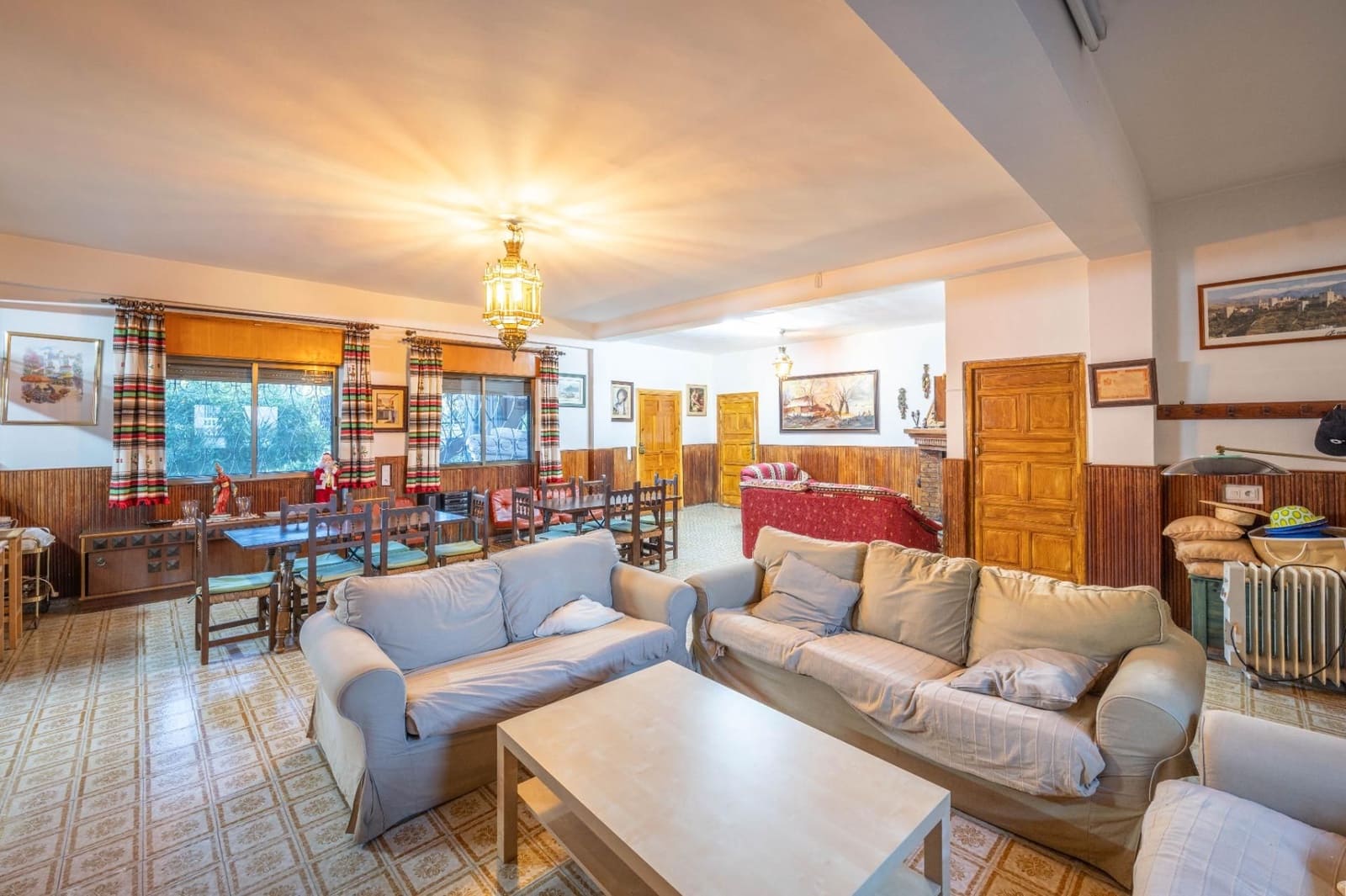 6 bedroom Villa for sale in Huetor Vega with pool garage - € 1,100,000 (Ref: 9534340)