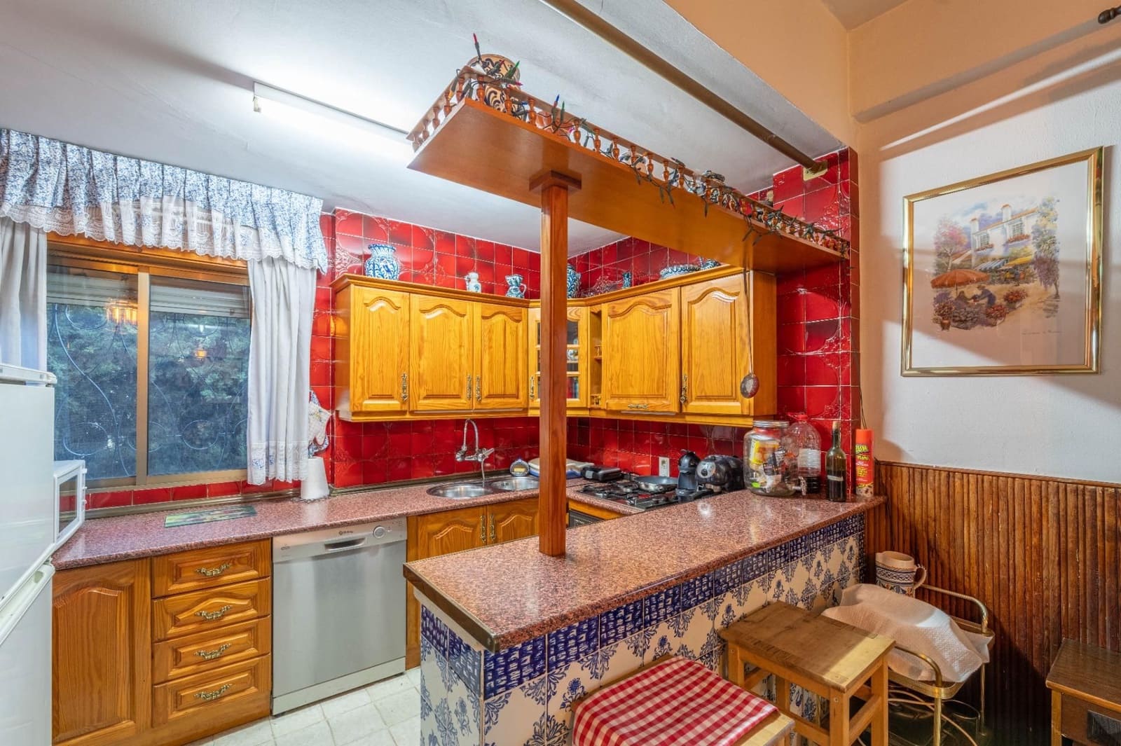 6 bedroom Villa for sale in Huetor Vega with pool garage - € 1,100,000 (Ref: 9534340)