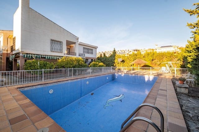 6 bedroom Villa for sale in Huétor Vega with pool garage - € 1,100,000 (Ref: 9534340)