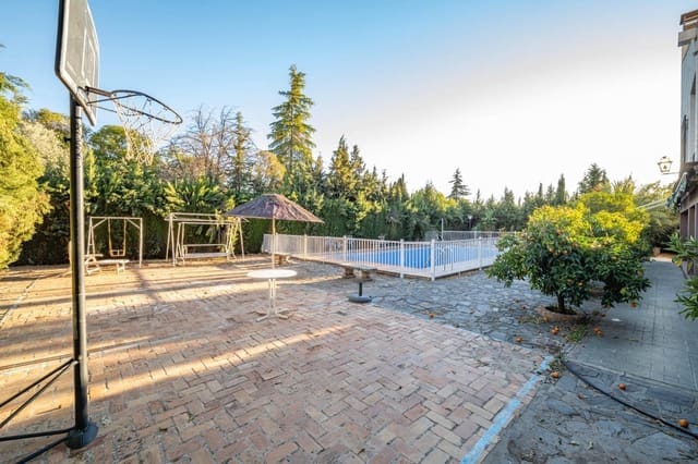 6 bedroom Villa for sale in Huétor Vega with pool garage - € 1,100,000 (Ref: 9534340)