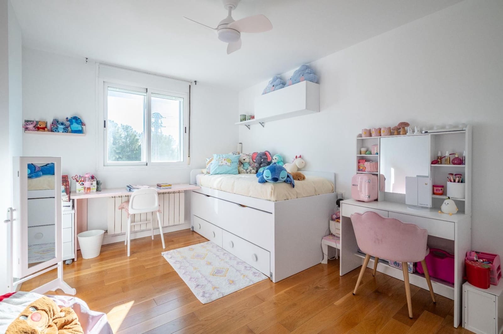 5 soverom Kjedet enebolig til salgs i Atarfe med garasje - € 338 900 (Ref: 9534341)