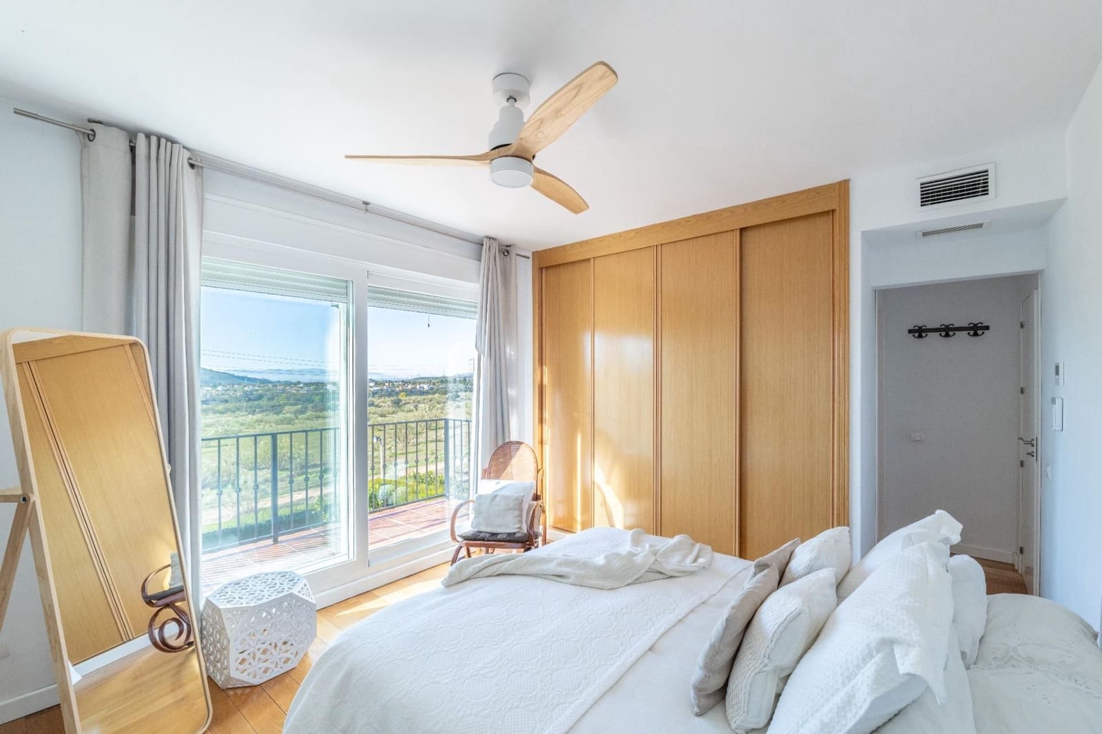 5 soverom Kjedet enebolig til salgs i Atarfe med garasje - € 338 900 (Ref: 9534341)