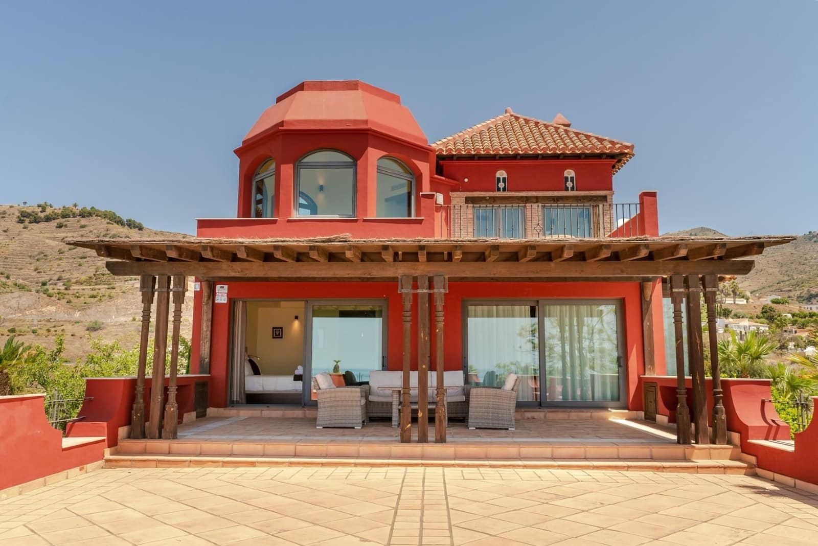 5 soverom Villa til salgs i Almunecar med svømmebasseng garasje - € 1 400 000 (Ref: 9534342)