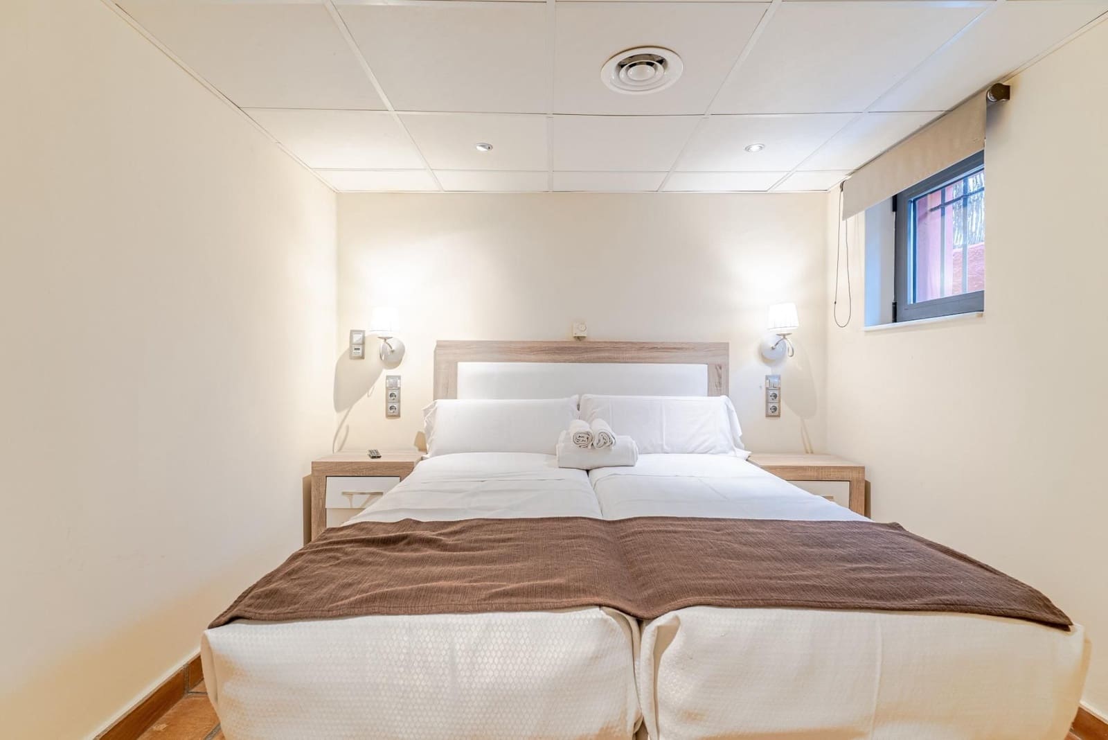 5 soverom Villa til salgs i Almunecar med svømmebasseng garasje - € 1 400 000 (Ref: 9534342)