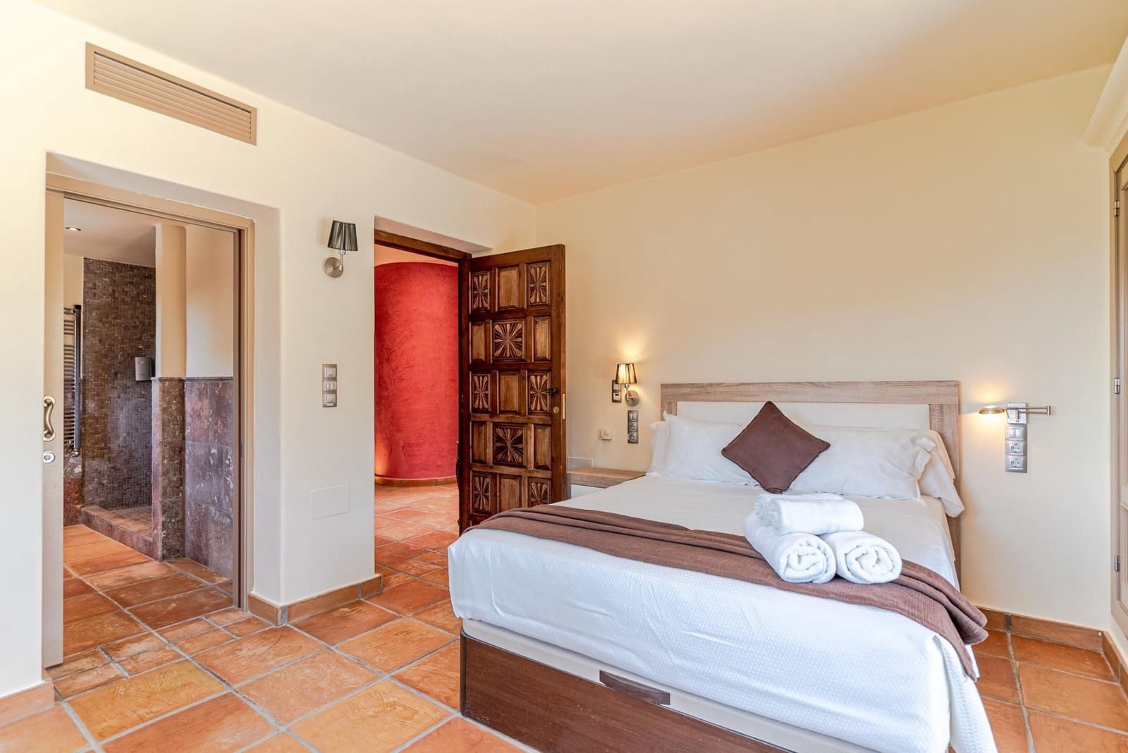 5 soverom Villa til salgs i Almunecar med svømmebasseng garasje - € 1 400 000 (Ref: 9534342)