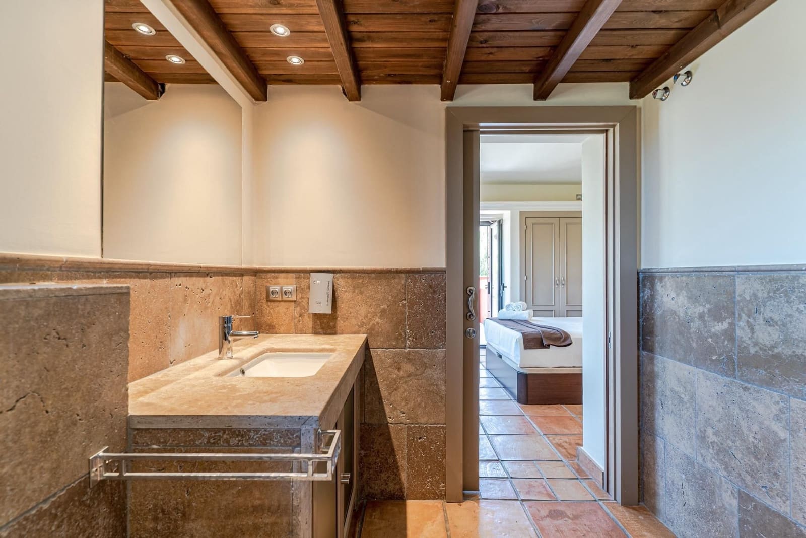 5 soverom Villa til salgs i Almunecar med svømmebasseng garasje - € 1 400 000 (Ref: 9534342)