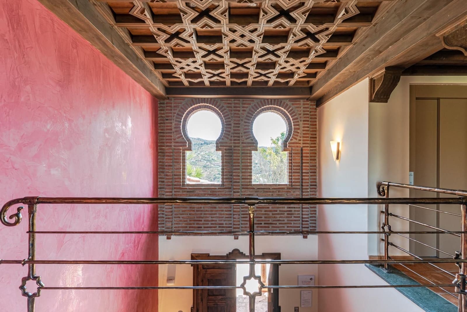 5 soverom Villa til salgs i Almunecar med svømmebasseng garasje - € 1 400 000 (Ref: 9534342)