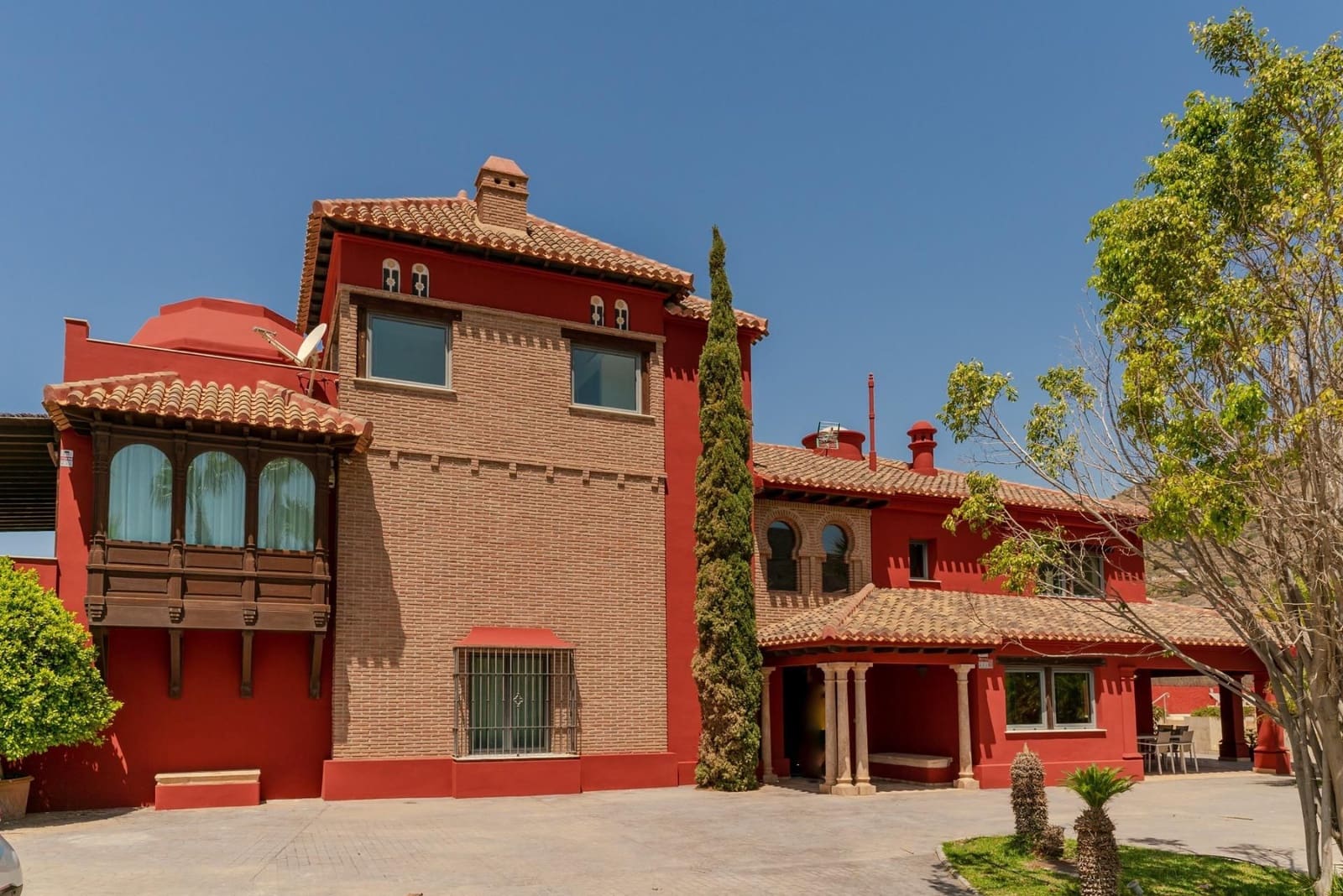 5 soverom Villa til salgs i Almunecar med svømmebasseng garasje - € 1 400 000 (Ref: 9534342)