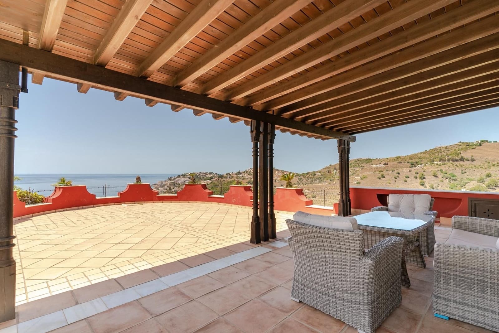 5 soverom Villa til salgs i Almunecar med svømmebasseng garasje - € 1 400 000 (Ref: 9534342)