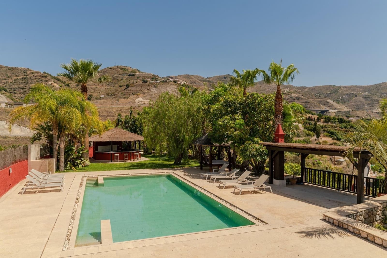 5 soverom Villa til salgs i Almunecar med svømmebasseng garasje - € 1 400 000 (Ref: 9534342)