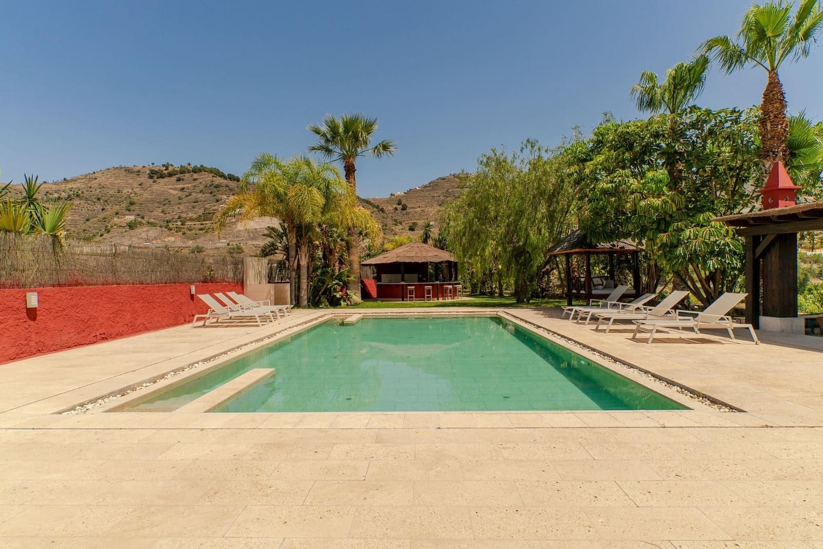 5 soverom Villa til salgs i Almunecar med svømmebasseng garasje - € 1 400 000 (Ref: 9534342)