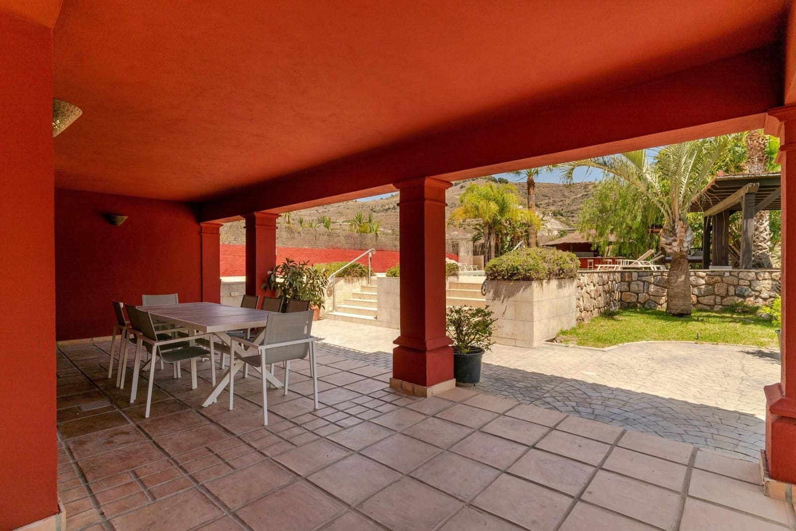 5 soverom Villa til salgs i Almunecar med svømmebasseng garasje - € 1 400 000 (Ref: 9534342)