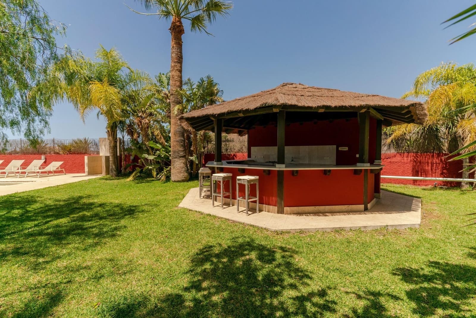 5 soverom Villa til salgs i Almunecar med svømmebasseng garasje - € 1 400 000 (Ref: 9534342)