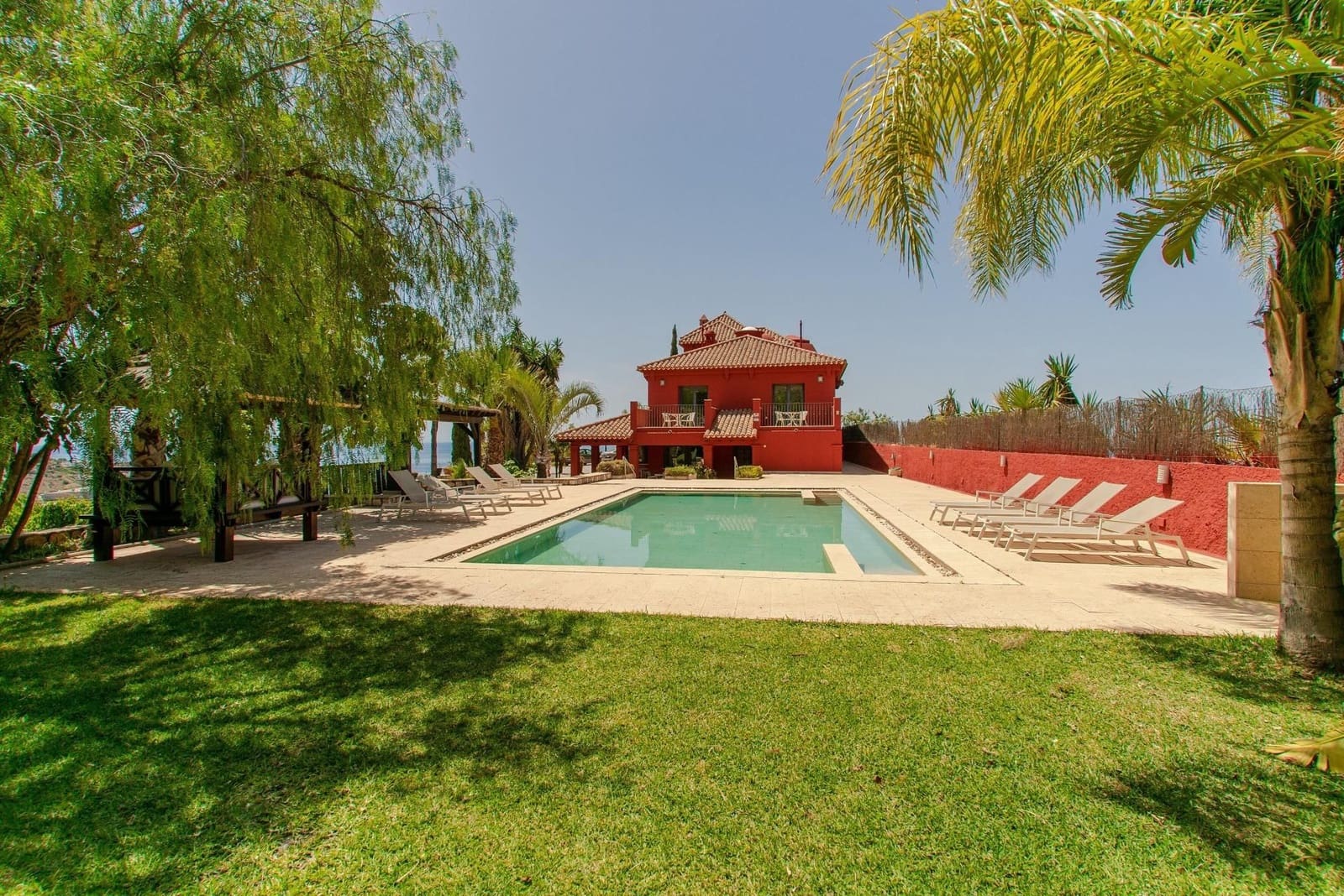 5 soverom Villa til salgs i Almunecar med svømmebasseng garasje - € 1 400 000 (Ref: 9534342)